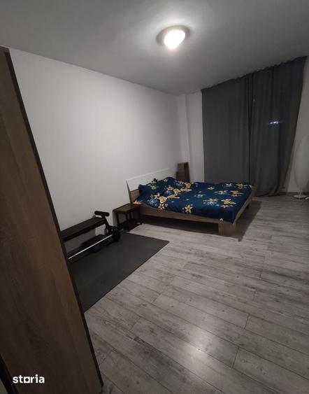 Casă cu 3 camere semidecomandat cu Teren 50 Mp în Străulești