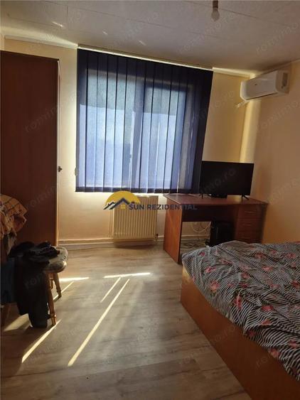 Apartament cu 3 camere decomandat în Apărătorii Patriei