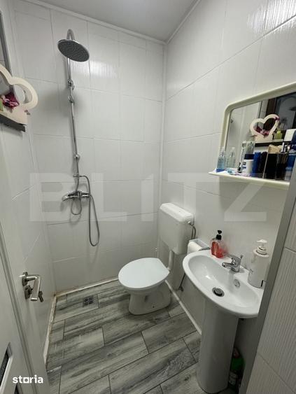 Casă cu 4 camere cu Teren 557 Mp în Păulești