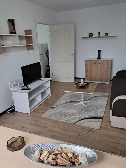 Proprietar, inchiriez apartament cu o camera - 1