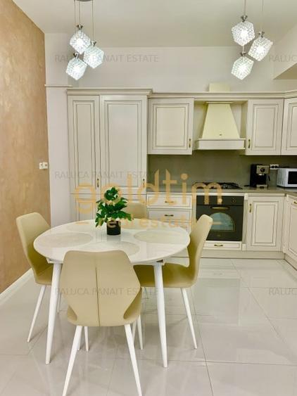 Apartament cu 3 camere semidecomandat, mobilat în Pipera