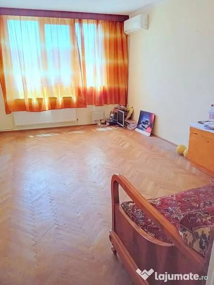Apartament cu 3 camere decomandat în Țiglina 2