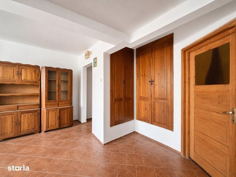 Apartament cu 3 camere în Gorjului