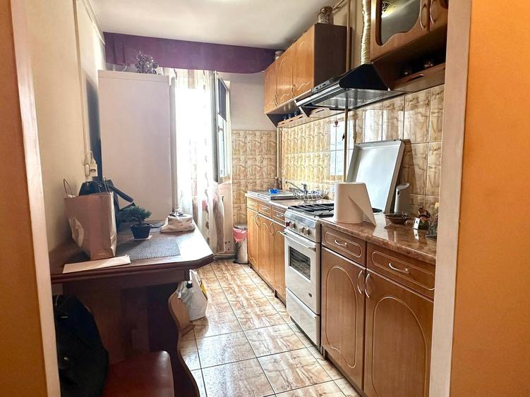 Apartament cu 2 camere semidecomandat în Alexandru cel Bun