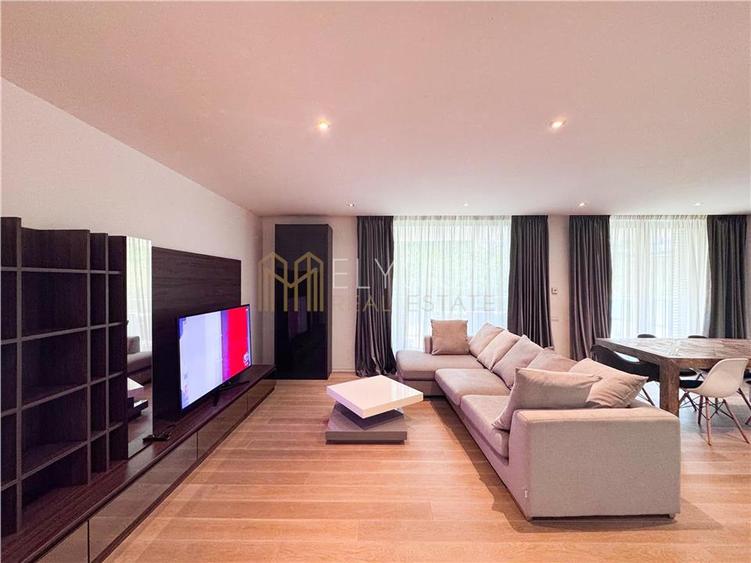 Apartament cu 4 camere decomandat, mobilat în Primăverii