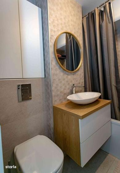 Apartament cu 3 camere decomandat în Victoriei