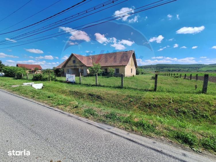 Teren de 3436 mp, în Central