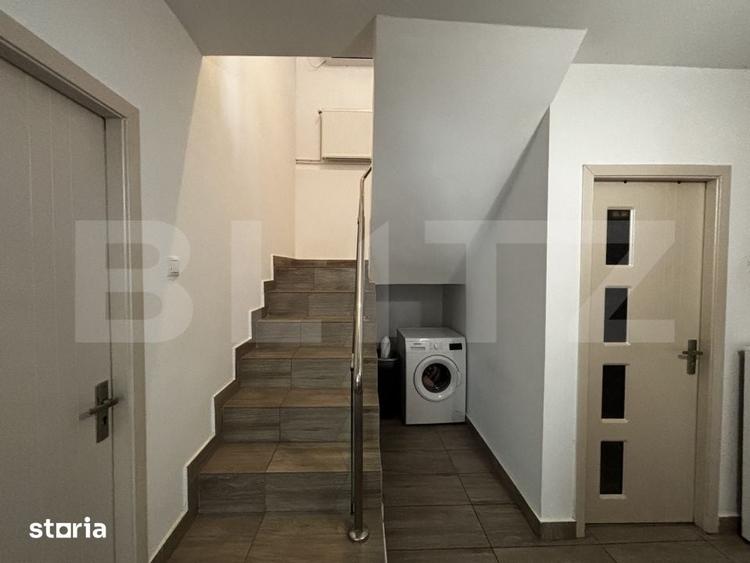 Casă cu 5 camere cu Teren 336 Mp în Șimnicu de Sus