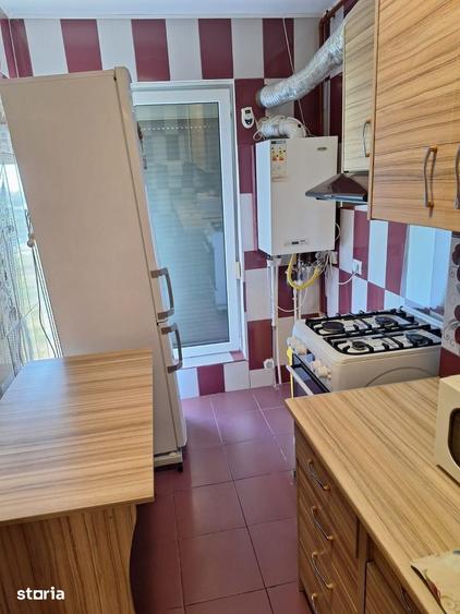 Garsonieră în Vest