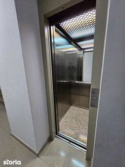 Apartament cu 3 camere semidecomandat, mobilat în Bucureștii Noi