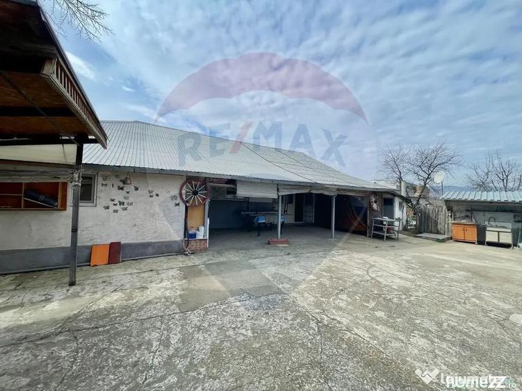 Casă cu 3 camere cu Teren 500 Mp în Central