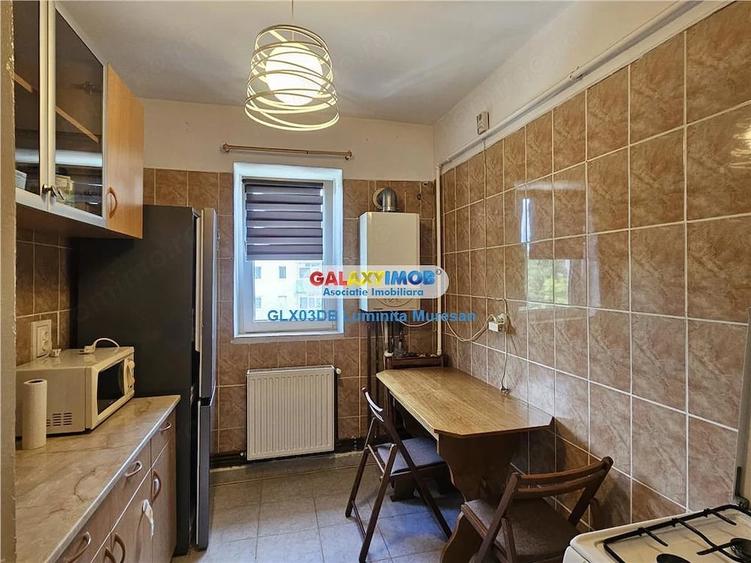 Vanzare apartament 3 camere semidecomandat Targoviste Micro 9 - 11