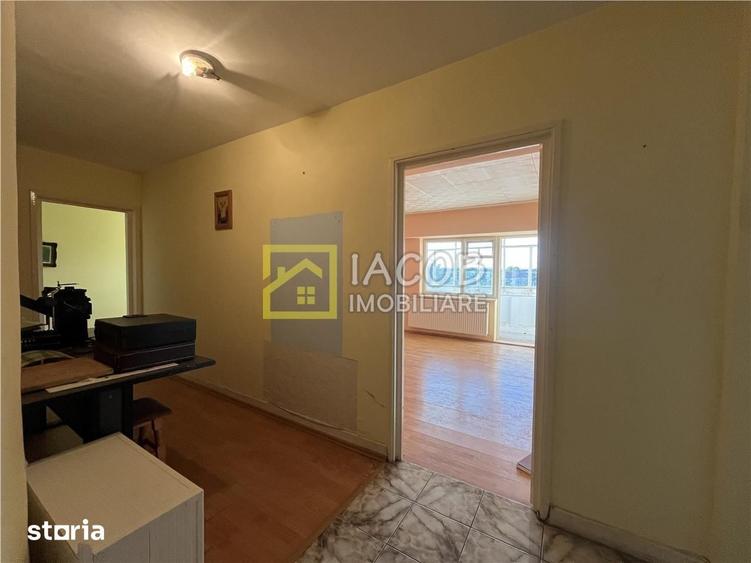 Apartament cu 2 camere decomandat în Central