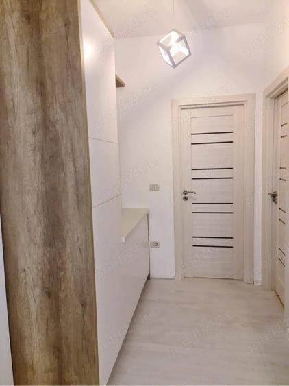 Casă cu 2 camere decomandat în Casa de Cultură