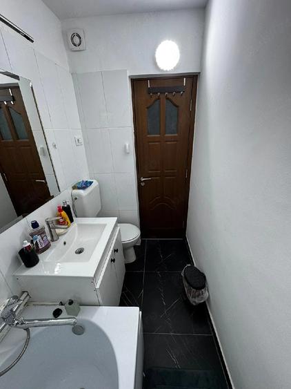 Apartament cu 2 camere semidecomandat în Gară
