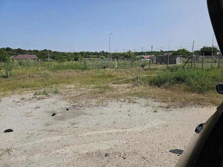 Teren de 500 mp, în Făclia
