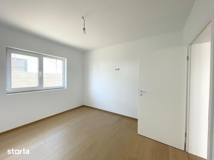 Casă cu 3 camere cu Teren 300 Mp în Ronaț