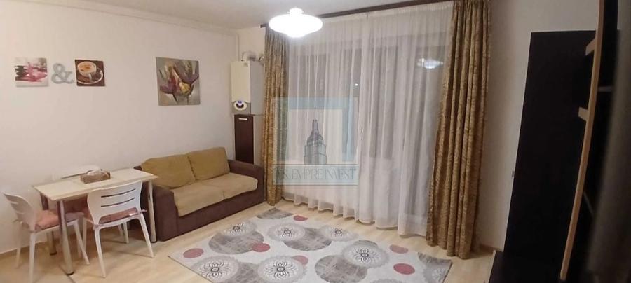 Apartament cu 2 camere semidecomandat în Tractorul