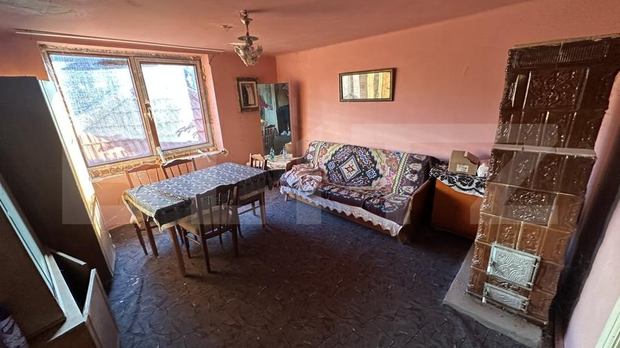 Casă individuală cu 3 camere cu Canalizare în Romos