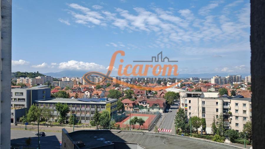 Birou, de 65 mp, în Centrul Civic
