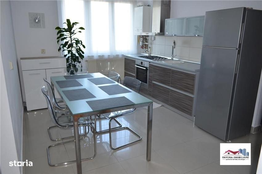 Apartament cu 3 camere în Tudor