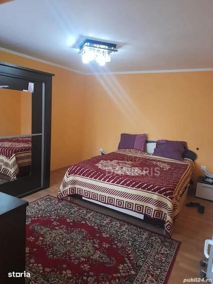 Casă cu 3 camere decomandat cu Teren 275 Mp în Palas