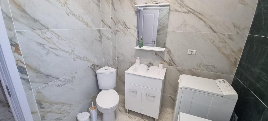 Apartament cu 2 camere decomandat în Dobroești