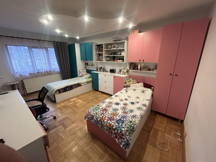 Apartament cu 2 camere decomandat în Petros