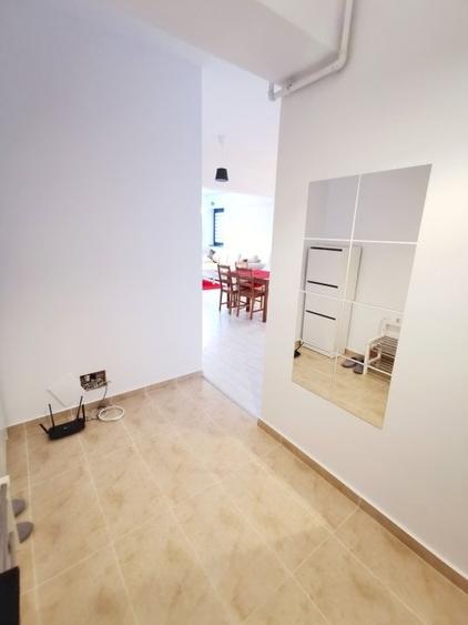 Apartament cu 2 camere semidecomandat, mobilat în Lacul Morii