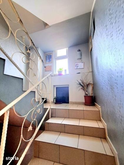 Casă cu 6 camere cu Teren 600 Mp în Apahida