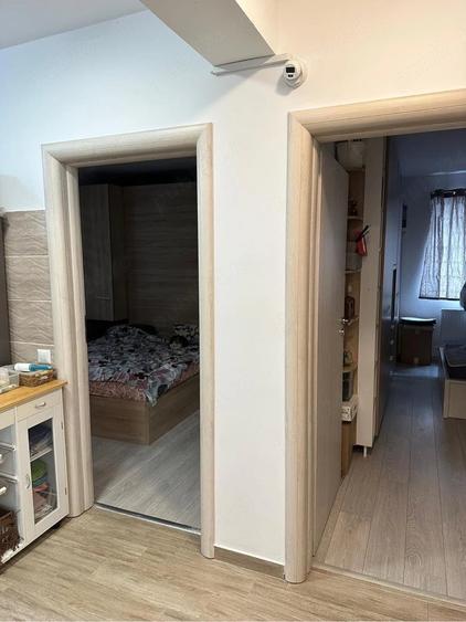 Apartament cu 4 camere decomandat în Dristor