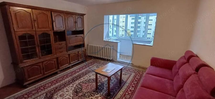 Apartament cu 2 camere semidecomandat în Decebal