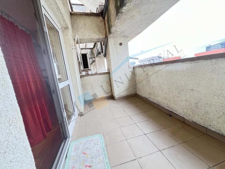 Garsonieră decomandată în Unirii
