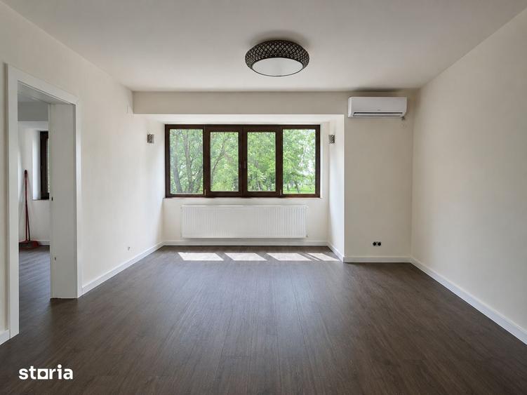 Apartament cu 3 camere în Pieptănari
