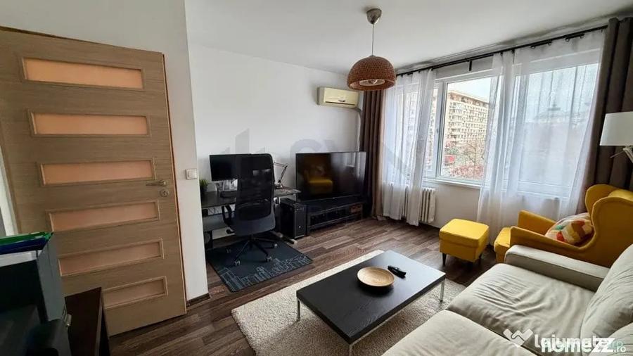 Apartament cu 2 camere semidecomandat în Sala Palatului