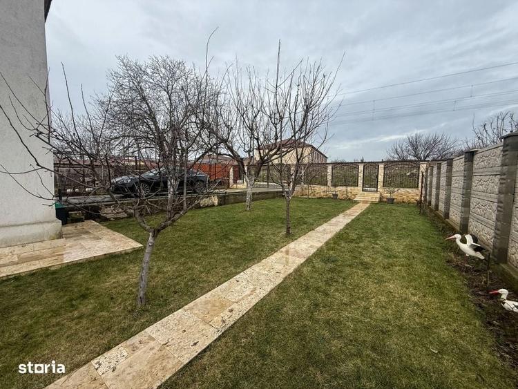 Casă cu 4 camere în Valu lui Traian