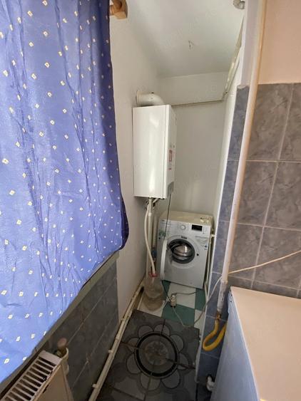 Garsonieră decomandată în Central