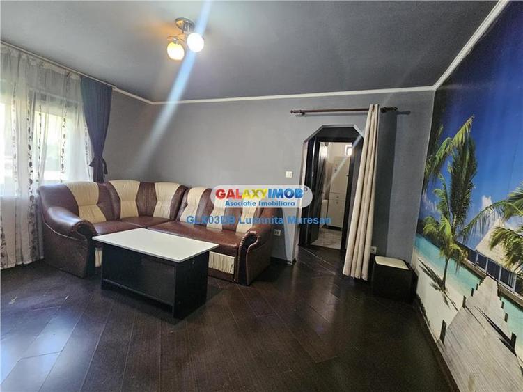 Apartament cu 2 camere semidecomandat, mobilat în Micro 6