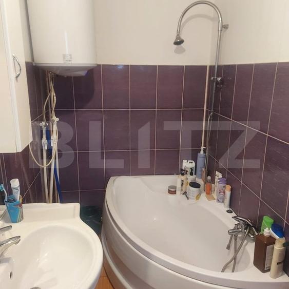 Casă individuală cu 4 camere cu Canalizare în Budai