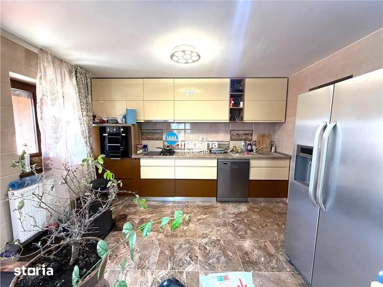 Casă cu 5 camere cu Teren 790 Mp în Ciurea