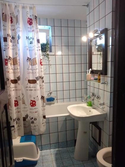 Apartament cu 2 camere decomandat în Dărmănești