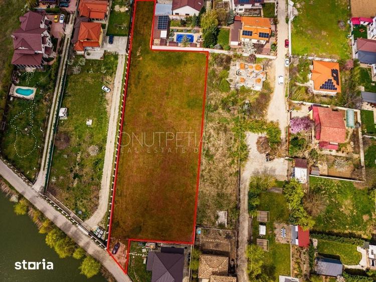 Teren de 3713 mp, în Corbeanca
