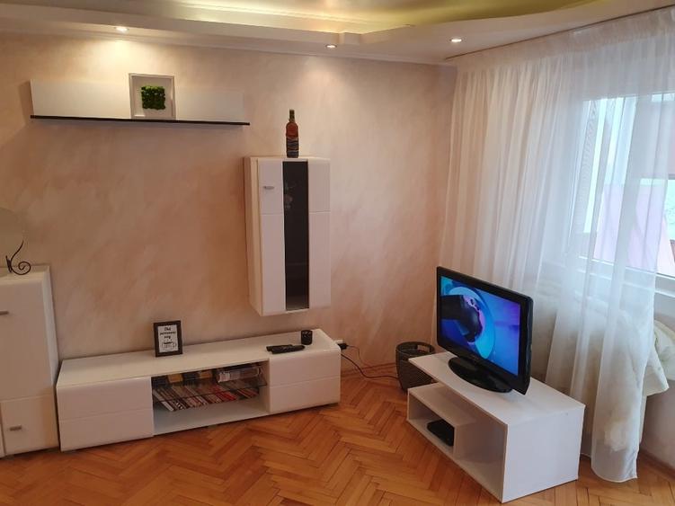 Apartament cu 2 camere decomandat, mobilat în Dorobanți
