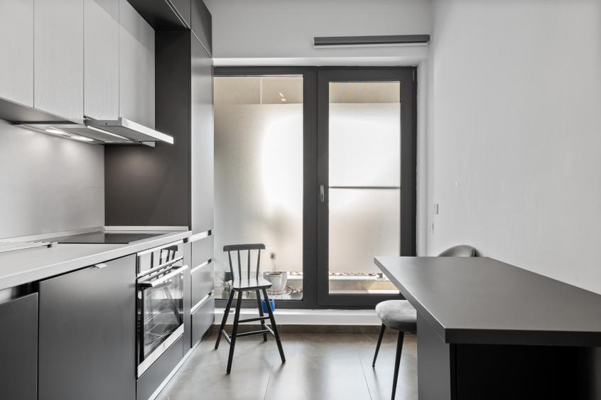 Apartament cu 3 camere decomandat, mobilat în Ștefan cel Mare