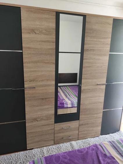 Apartament cu 3 camere decomandat, mobilat în Tomis Nord