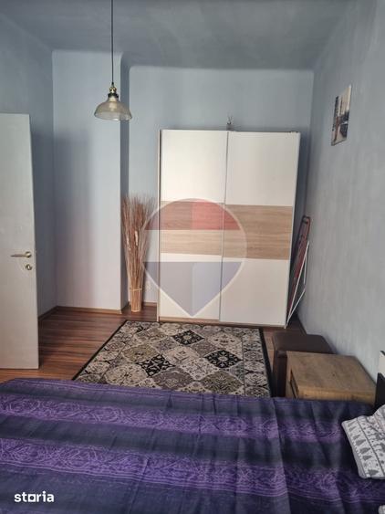 Apartament cu 2 camere semidecomandat în Centrul Istoric