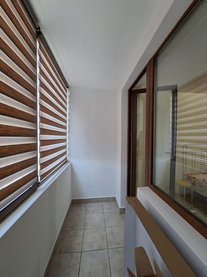 Apartament cu 2 camere semidecomandat, mobilat în Semicentral