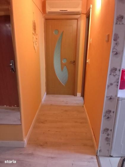 Valea Rosie, etaj 4/4, pret 70 000 euro negociabil - 4