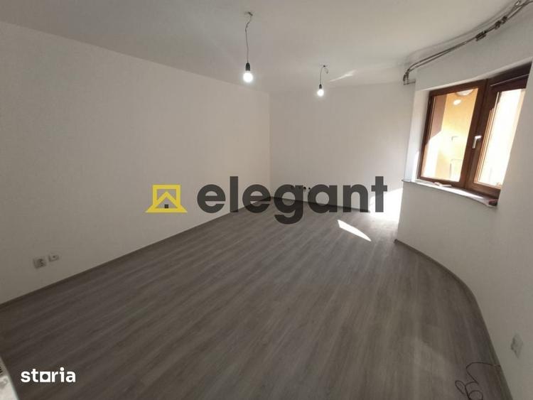 Apartament cu 5 camere în Craiovița Nouă