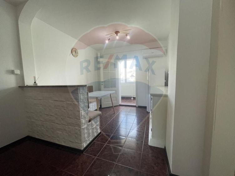 Apartament cu 2 camere de închiriat în zona Decebal - 6